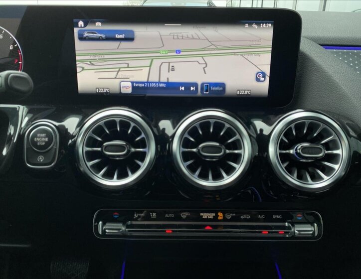 Mercedes-Benz Třídy B MPV 1,3 l 100 kw