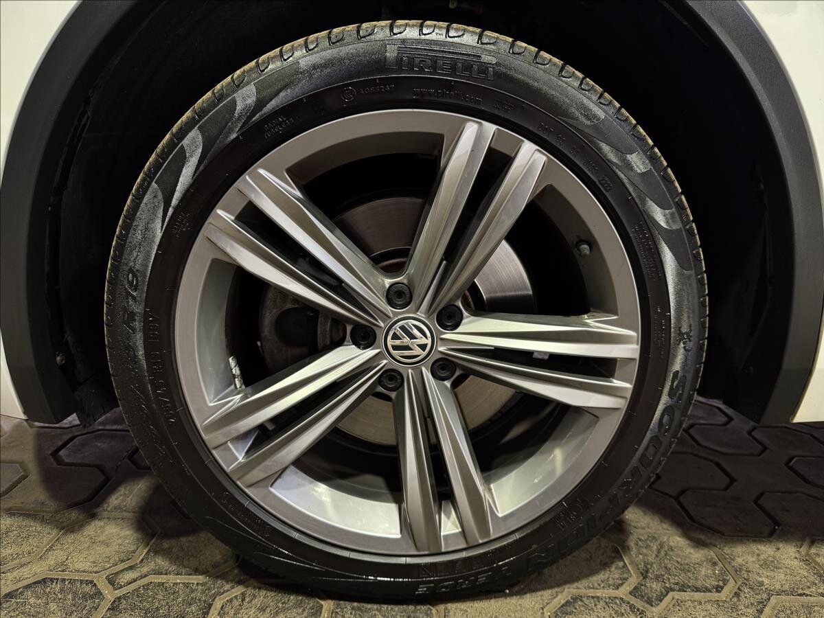 Volkswagen Tiguan Allspace SUV / Terénní 2,0 l 140 kw