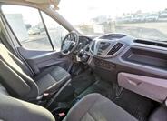 Ford Transit 8