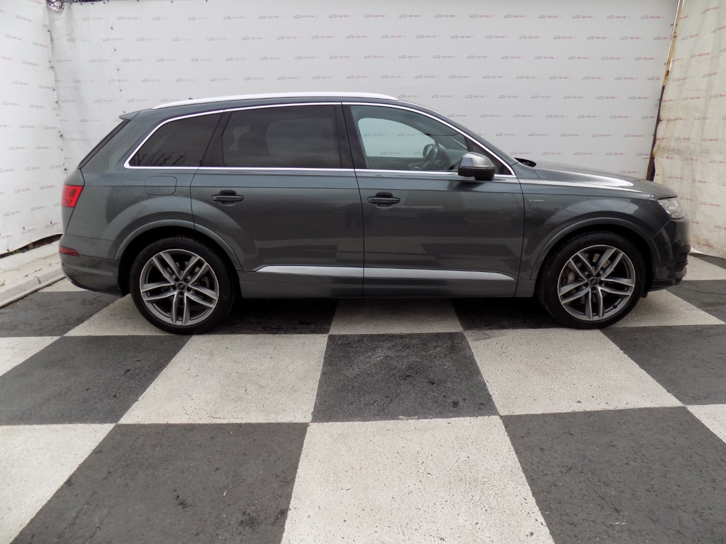Audi Q7 SUV / Terénní 3,0 l 190 kw