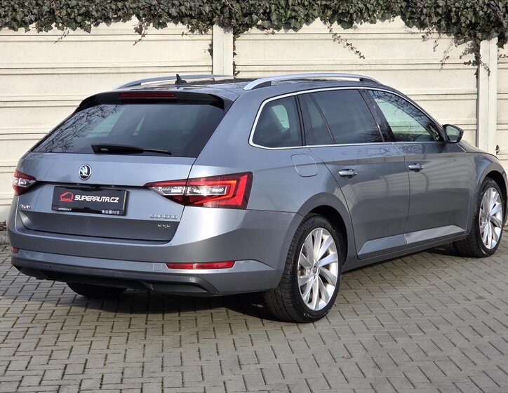 Škoda Superb 6