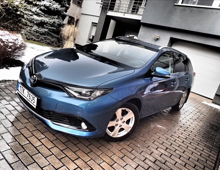 Toyota Auris Kombi 1,6 l 97 kw