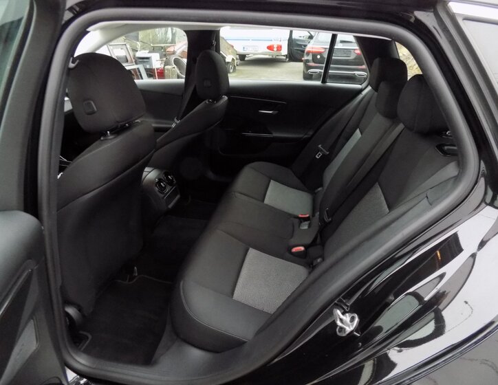 Mercedes-Benz Třídy C 11