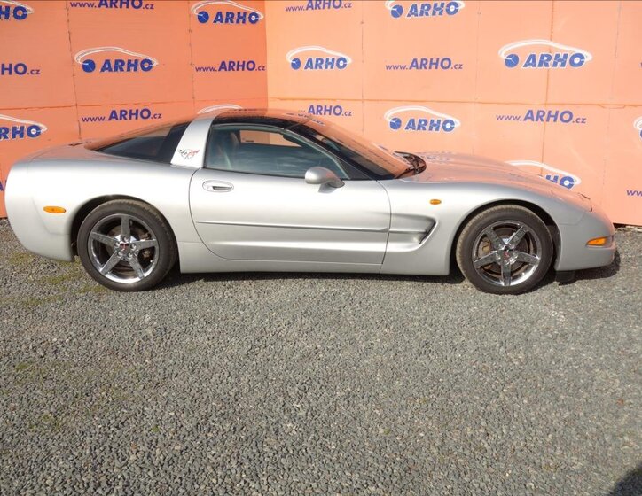 Chevrolet Corvette Kupé 5,7 l 253 kw