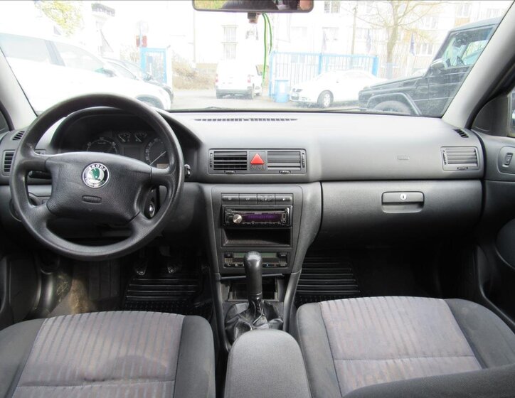 Škoda Octavia Sedan / Limuzína 1,9 l 66 kw