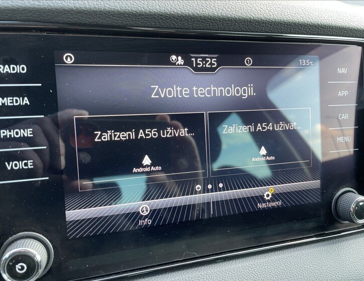 Škoda Karoq SUV / Terénní 2,0 l 110 kw