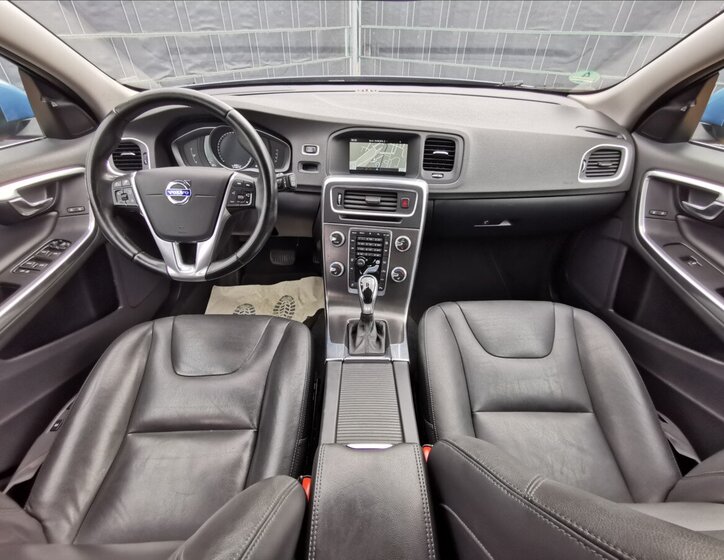 Volvo V60 Kombi 2,0 l 133 kw