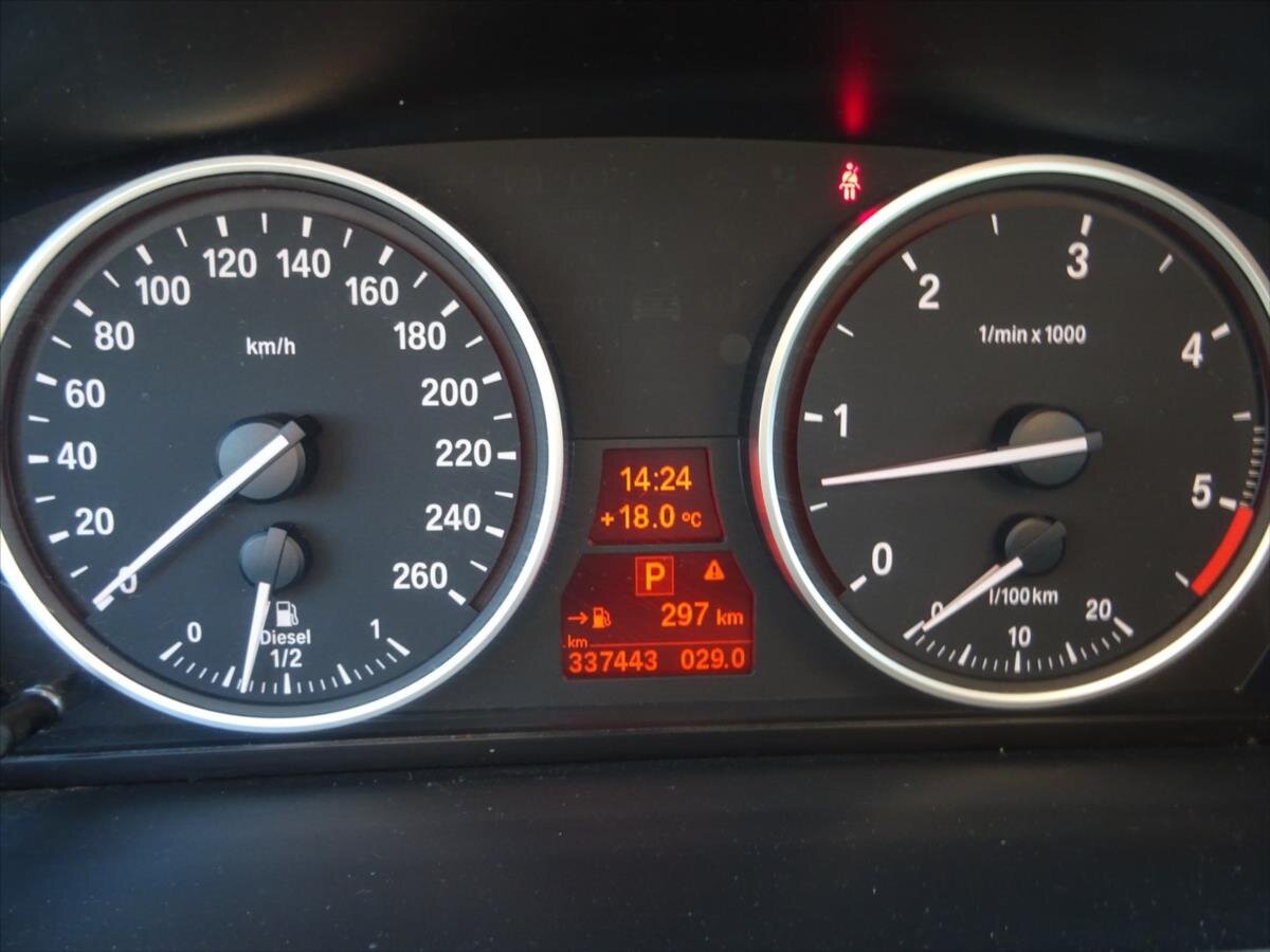 BMW Řada 5 Kombi 3,0 l 173 kw