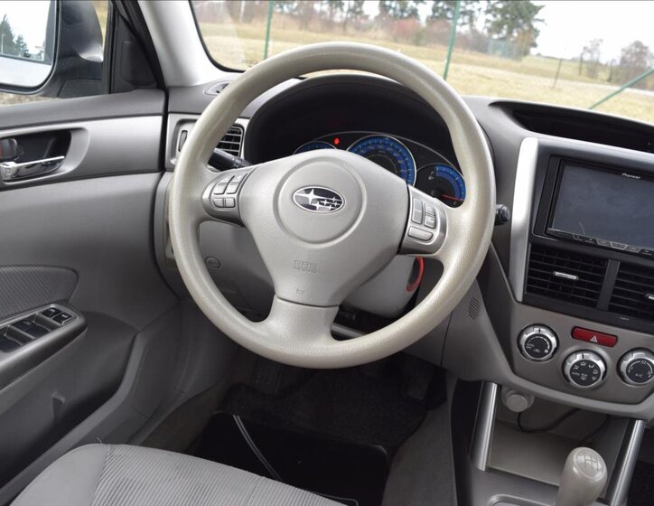 Subaru Forester SUV 2,0 l 110 kw