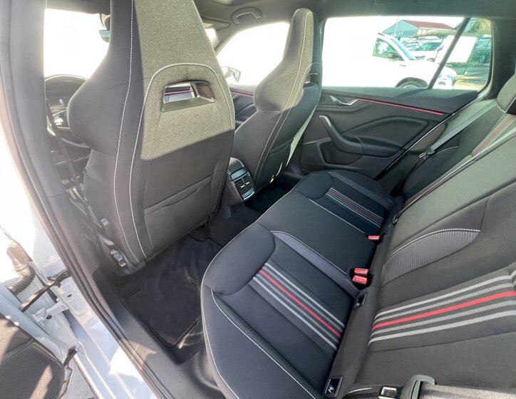 Škoda Scala Hatchback 1,0 l 85 kw