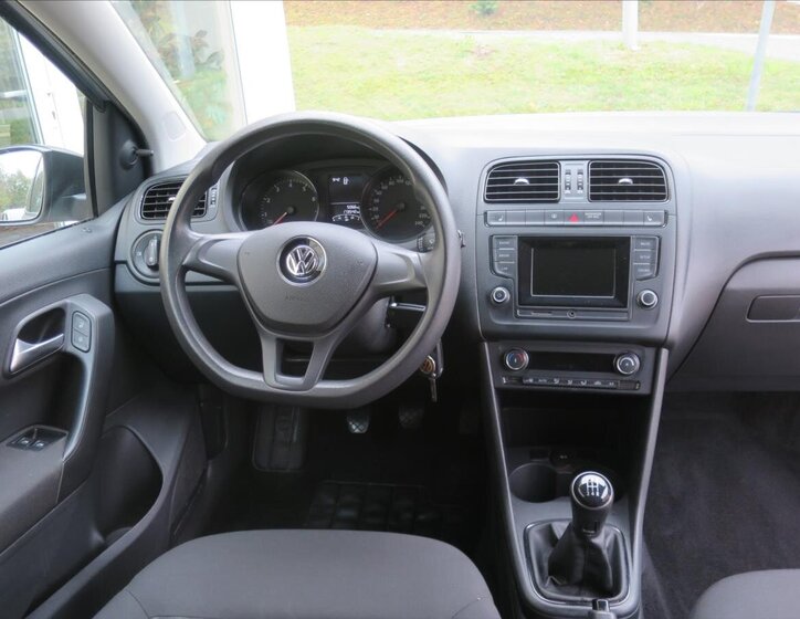 Volkswagen Polo Hatchback 999,0 44 kw