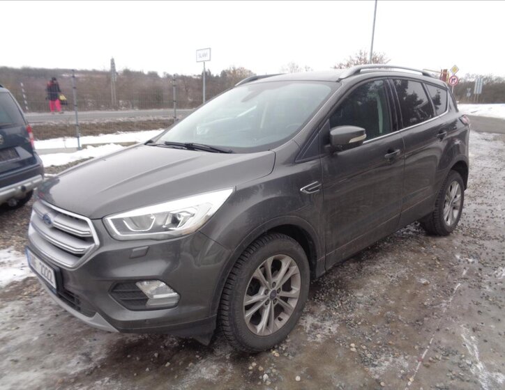 Ford Kuga SUV 1,5 l 110 kw