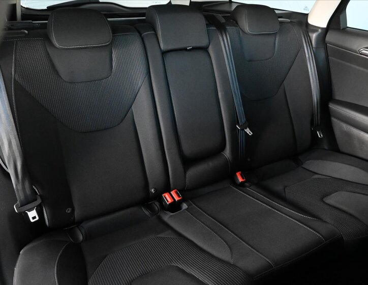 Ford Mondeo Kombi 2,0 l 140 kw