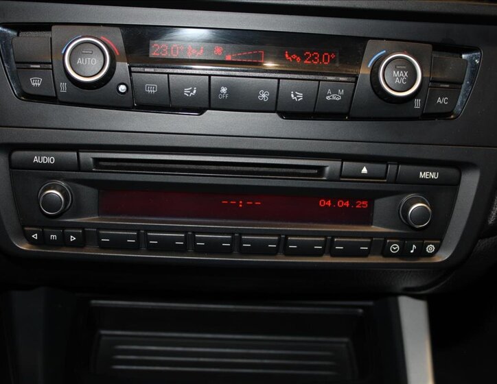 BMW Řada 1 Hatchback 2,0 l 105 kw