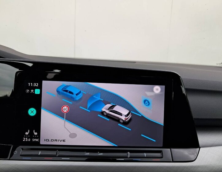 Volkswagen Golf Hatchback 999,0 81 kw