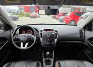 KIA Ceed 10