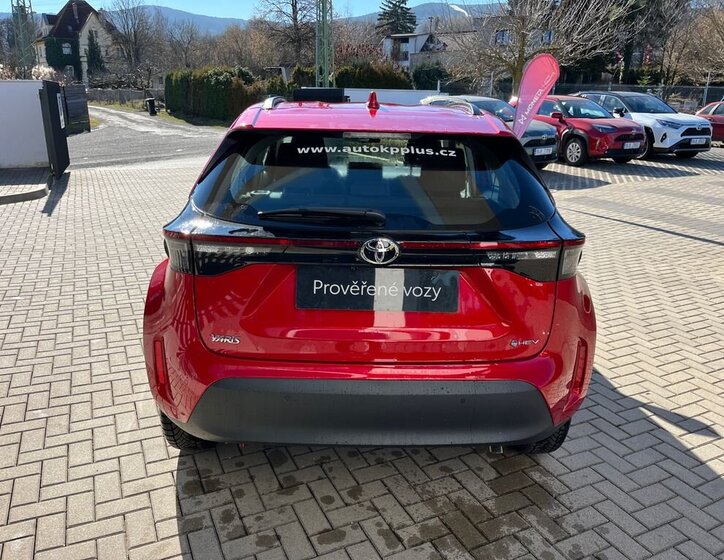 Toyota Yaris Cross SUV / Terénní 1,5 l 68 kw