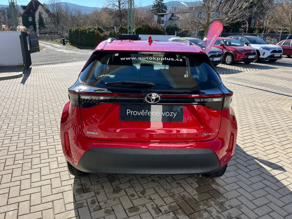 Toyota Yaris Cross SUV / Terénní 1,5 l 68 kw