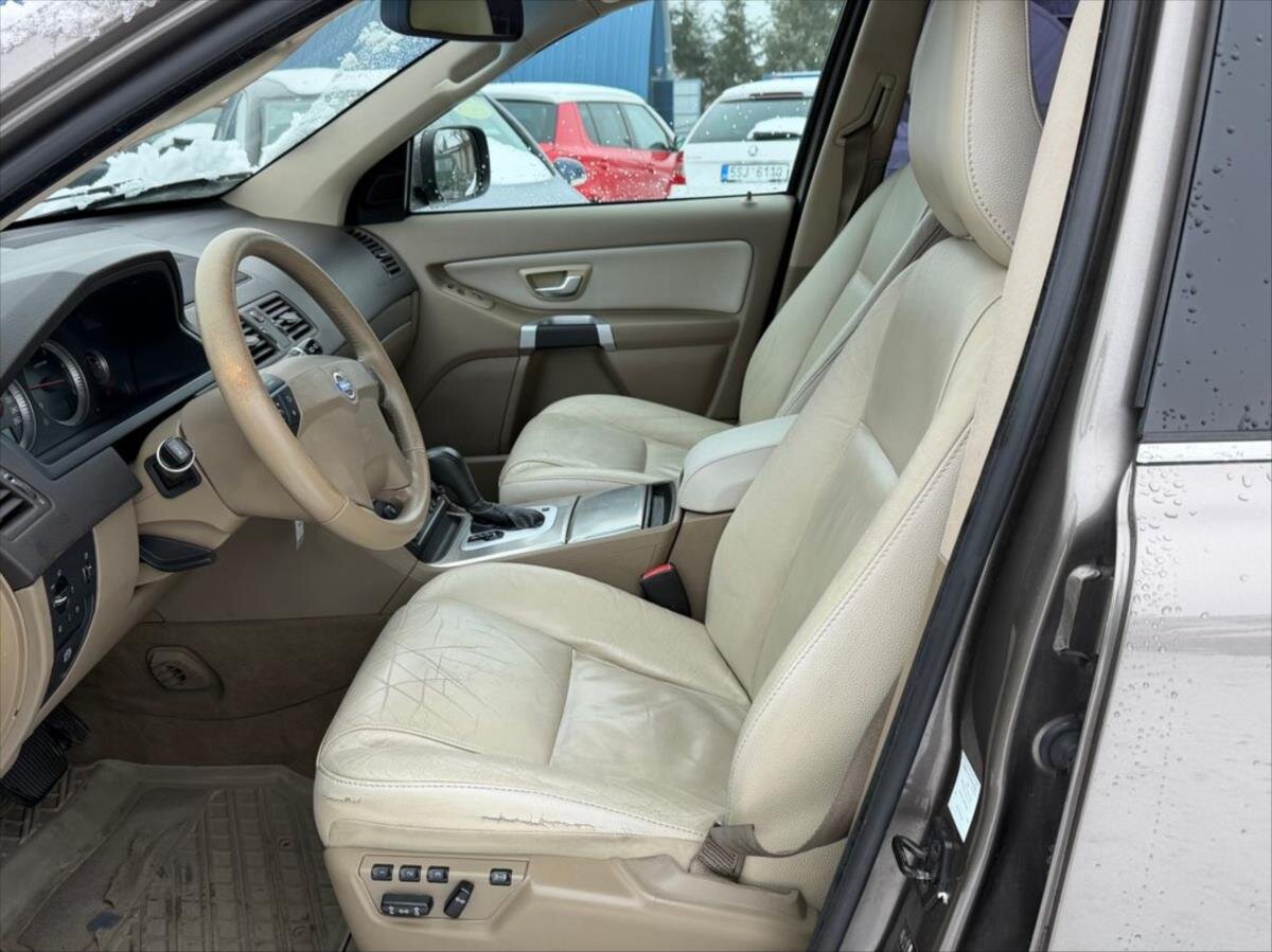 Volvo XC90 Kombi 2,4 l 147 kw