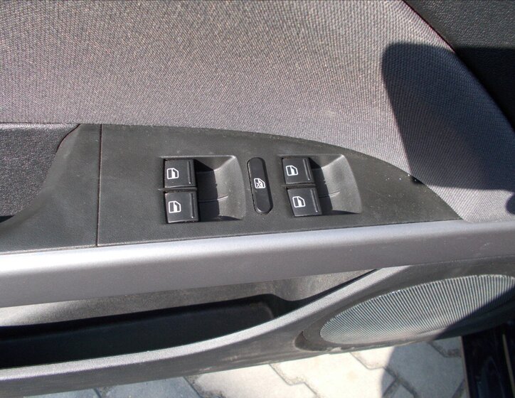 Seat Leon Hatchback 1,4 l 92 kw