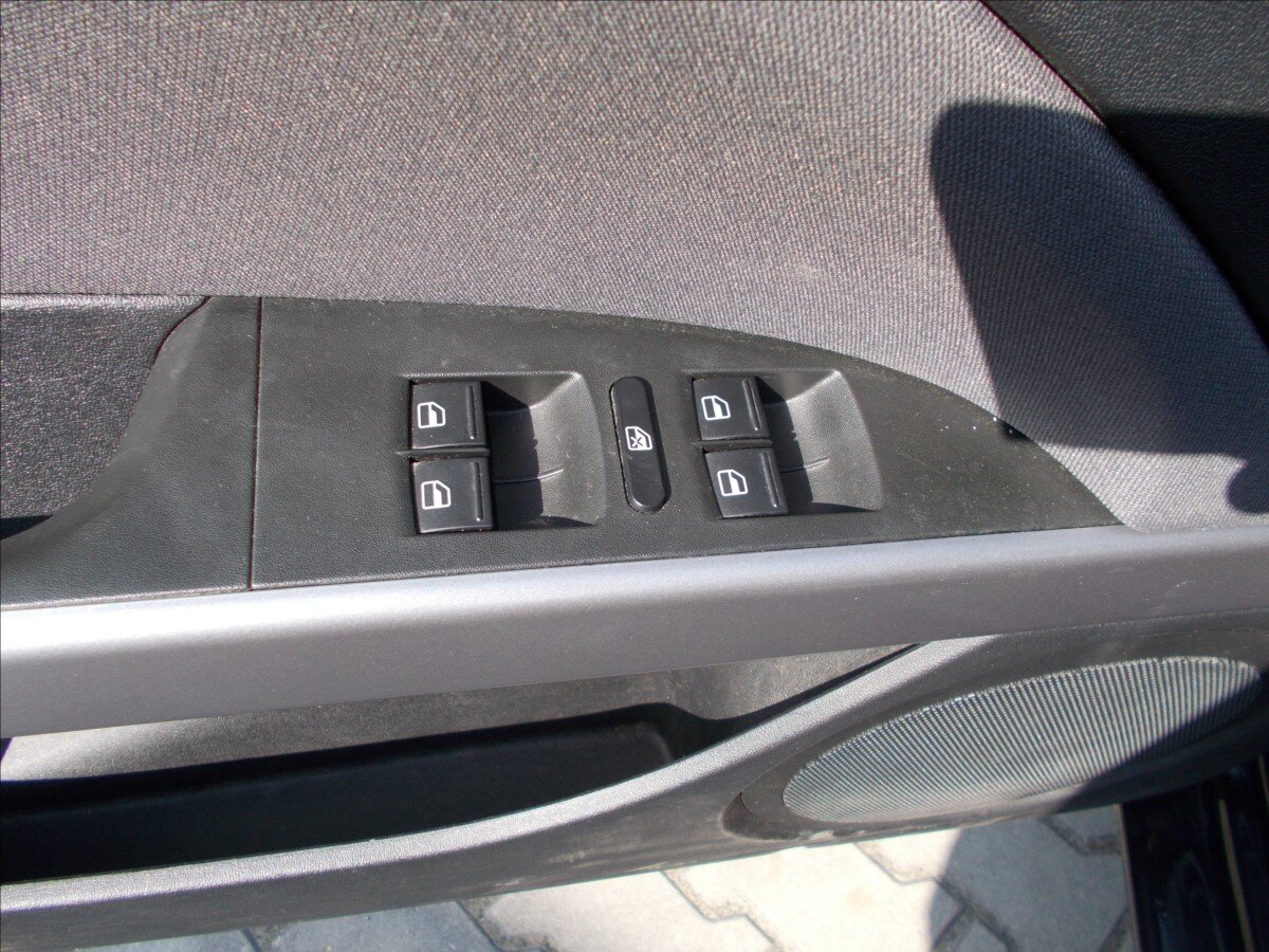 Seat Leon Hatchback 1,4 l 92 kw