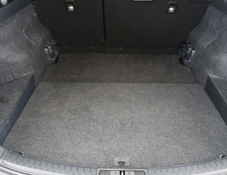 Toyota Auris Kombi 1,8 l 73 kw