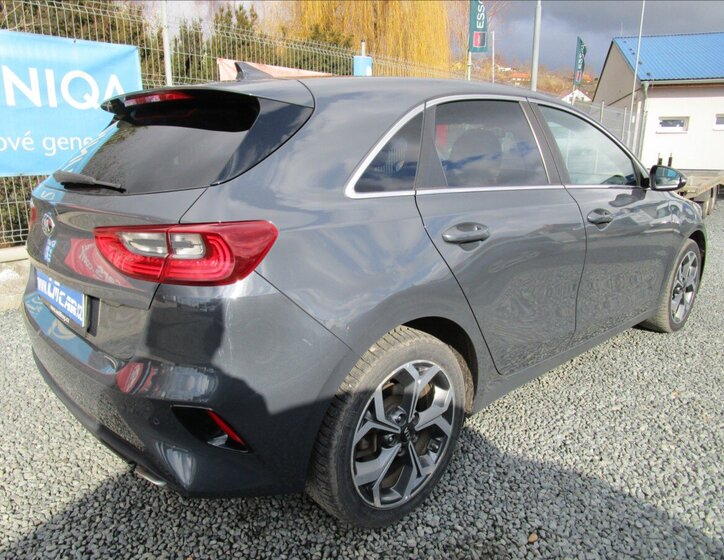 KIA Ceed Hatchback 1,4 l 103 kw