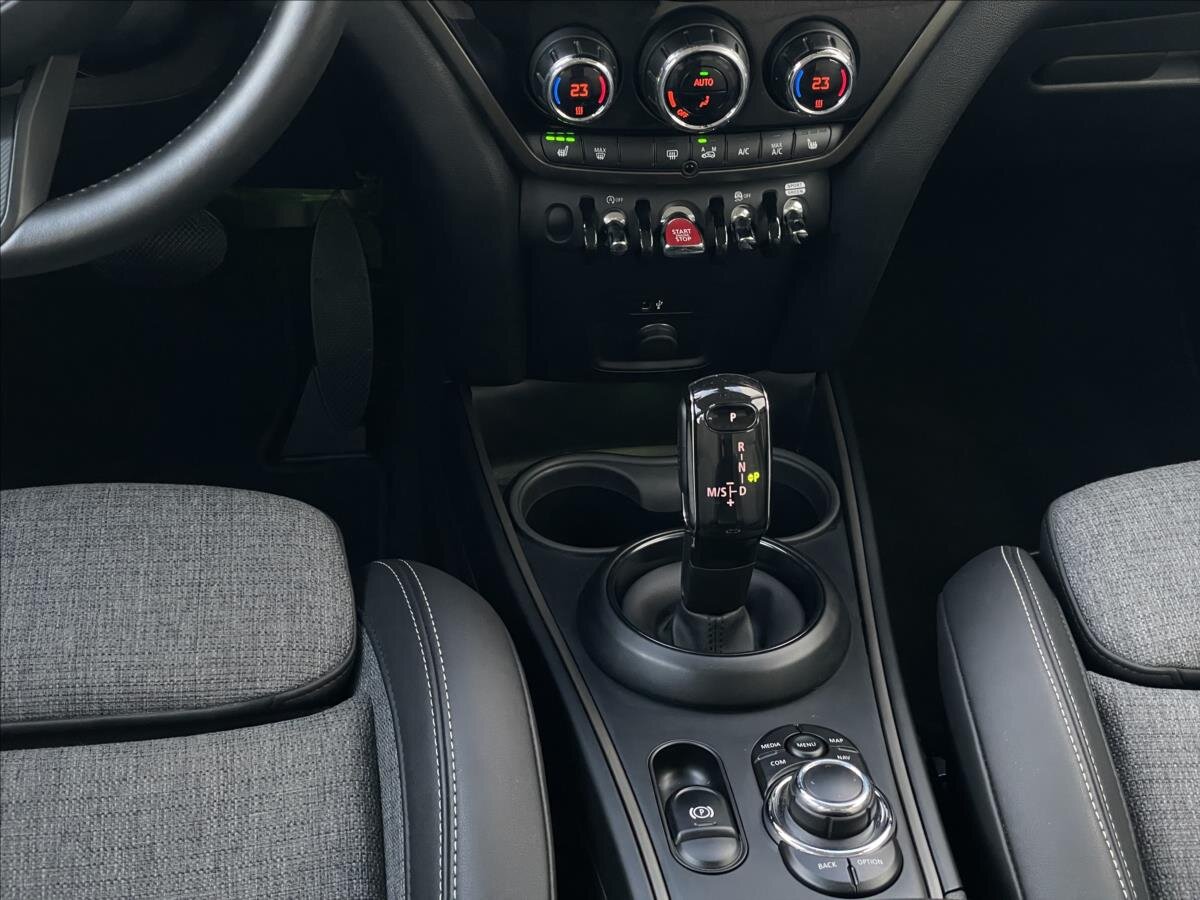 Mini Countryman SUV / Terénní 1,5 l 100 kw