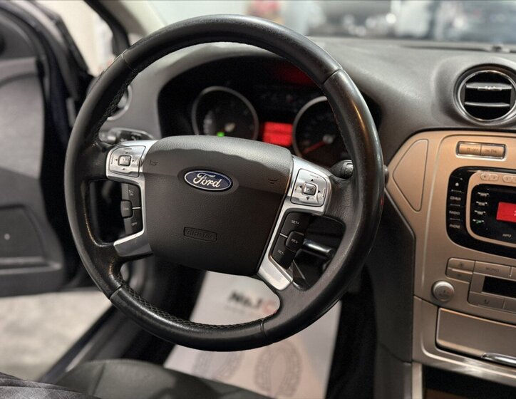 Ford Mondeo Kombi 2,0 l 85 kw