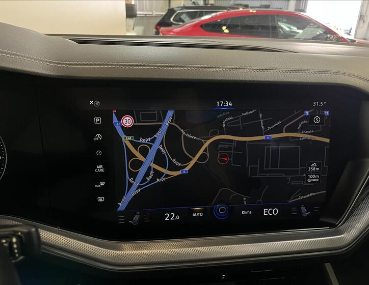 Volkswagen Touareg 13