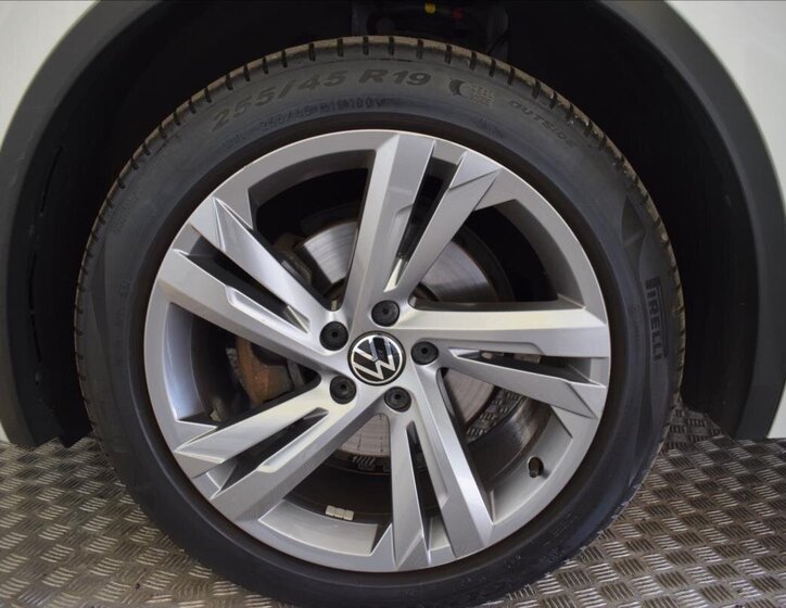 Volkswagen Tiguan Allspace SUV / Terénní 2,0 l 110 kw