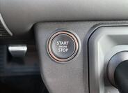 Land Rover Defender 42