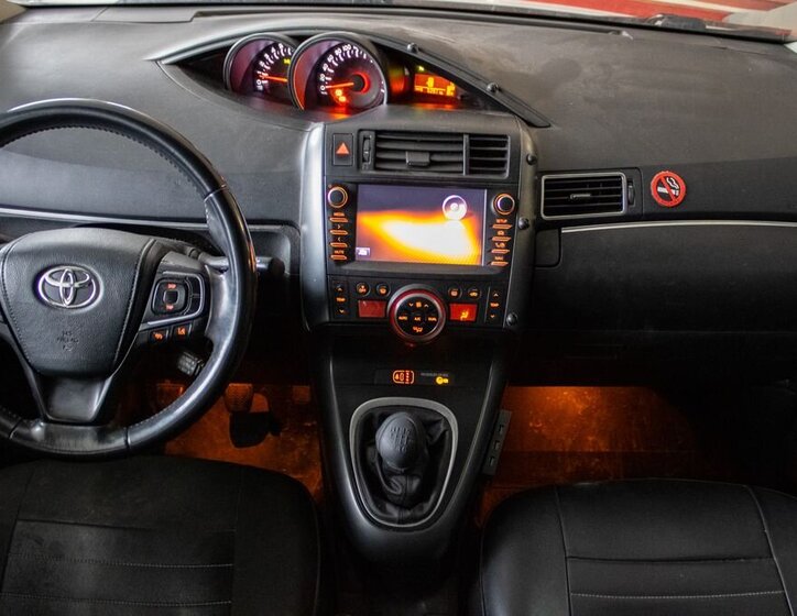 Toyota Verso MPV 1,6 l 97 kw