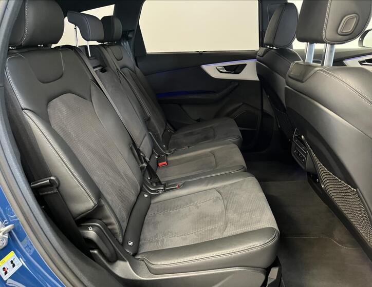 Audi Q7 26