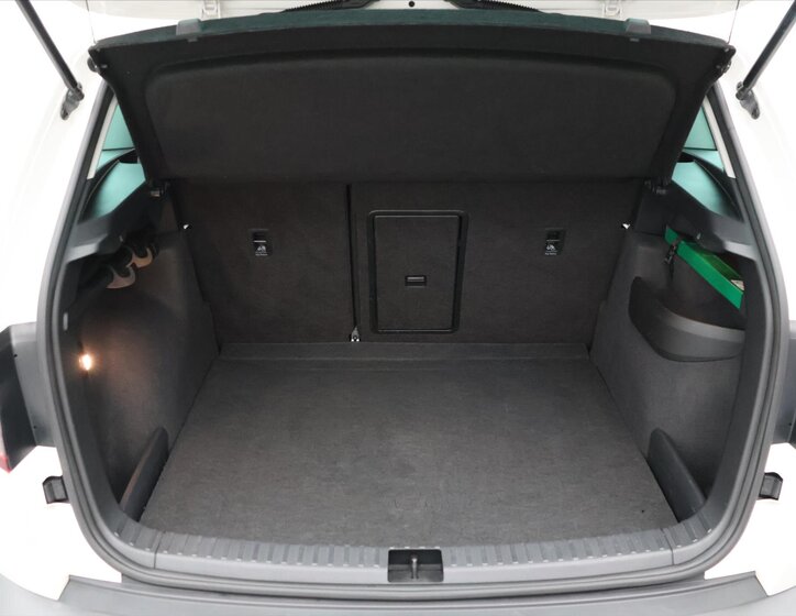 Škoda Karoq SUV / Terénní 1,6 l 85 kw