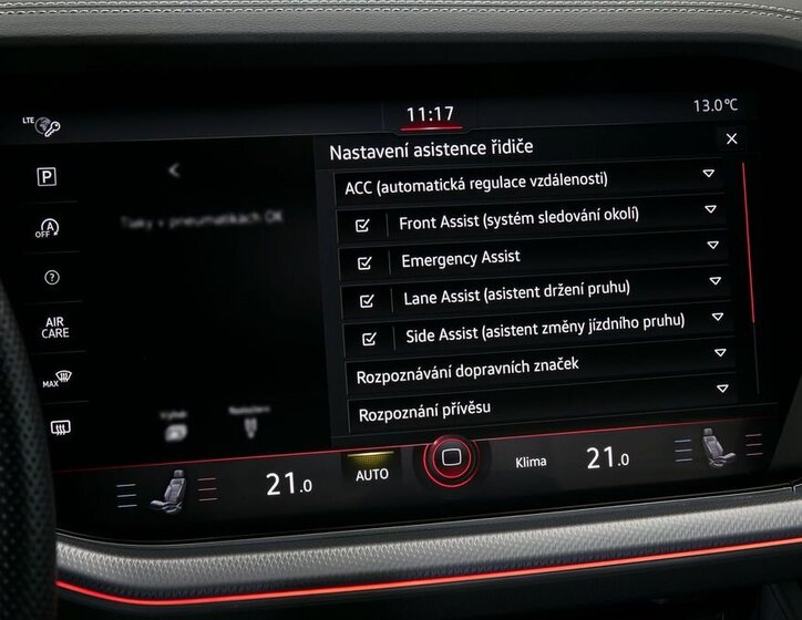 Volkswagen Touareg SUV / Terénní 3,0 l 210 kw