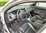 Jaguar E-Pace SUV 2,0 l 184 kw