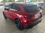 Mercedes-Benz GLA 7