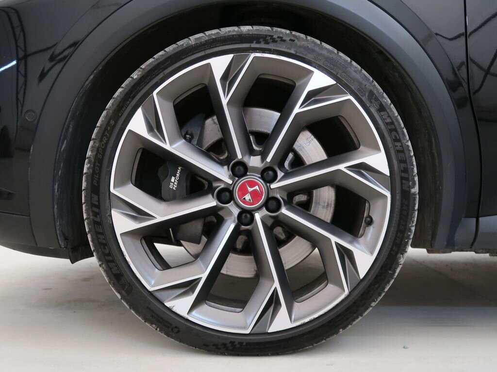 DS Automobiles DS7 Crossback SUV / Terénní 1,6 l 147 kw