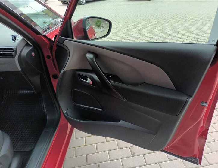 Citroën C4 Picasso MPV 1,2 l 81 kw