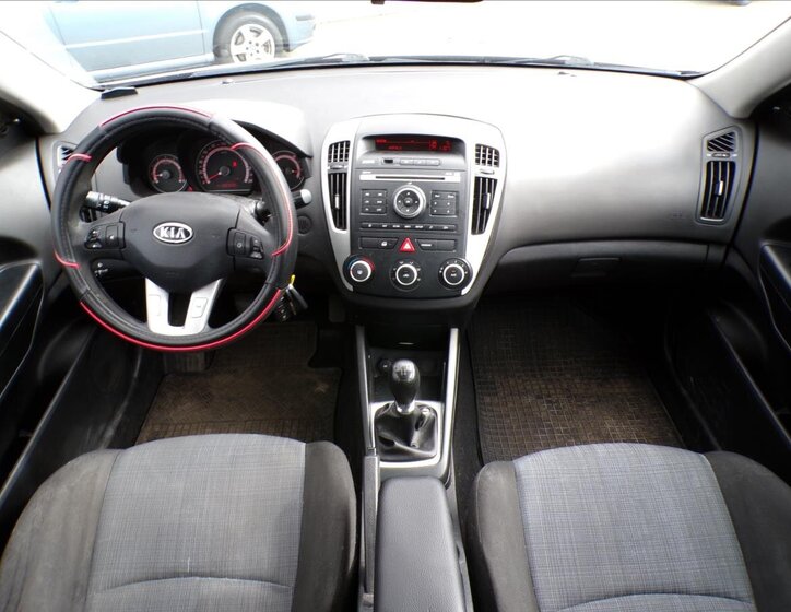 KIA Ceed Kombi 1,4 l 66 kw