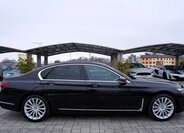 BMW Řada 7 Sedan 3,0 l 210 kw