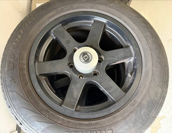 Mitsubishi L200 Pick-up 2,4 l 113 kw