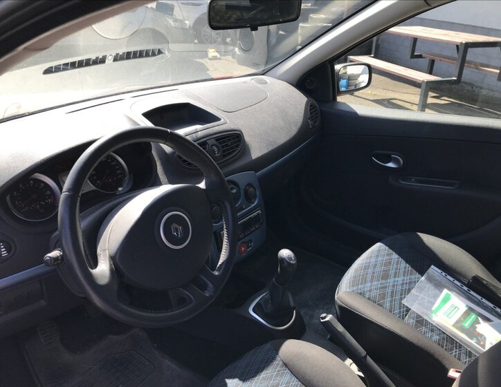 Renault Clio Hatchback 1,1 l 48 kw