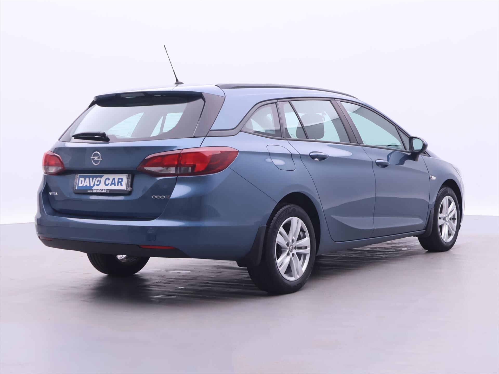 Opel Astra Kombi 999,0 77 kw