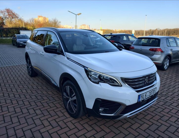 Peugeot 5008 MPV 1,6 l 88 kw