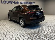 Lexus NX 300h SUV 2,5 l 145 kw