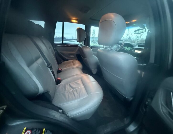 Jeep Grand Cherokee 10