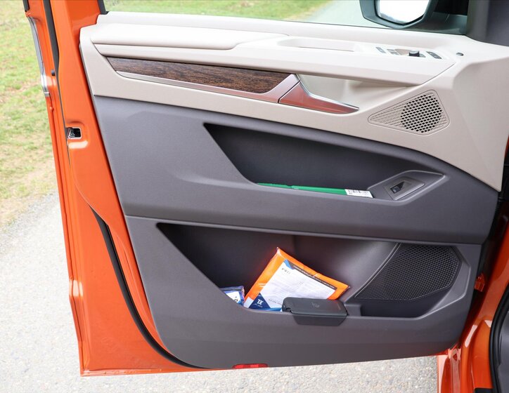 Volkswagen Multivan MPV 2,0 l 110 kw