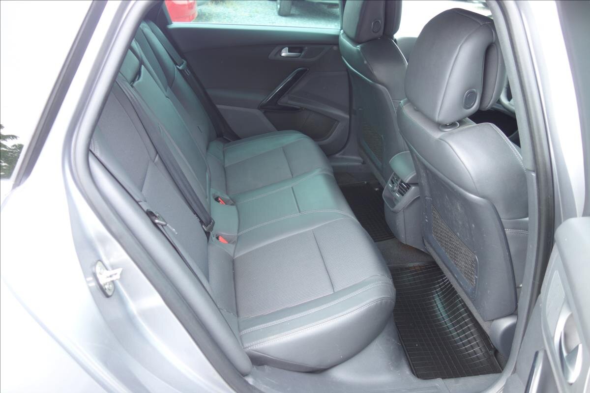 Peugeot 508 Kombi 2,0 l 110 kw